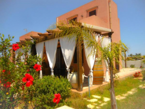VILLA TREROSE by Trerose Properties - Villa centrale indipendente con wi-fi, giardino, bbq e posto auto privato gratuito